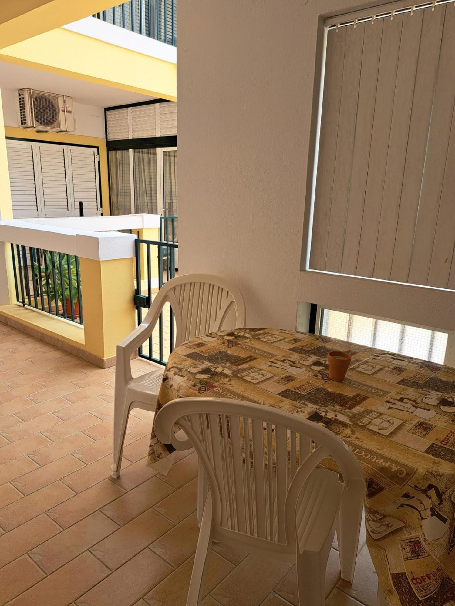 Mjalvor - Apº Em Condominio Com Piscina Exteriér fotografie